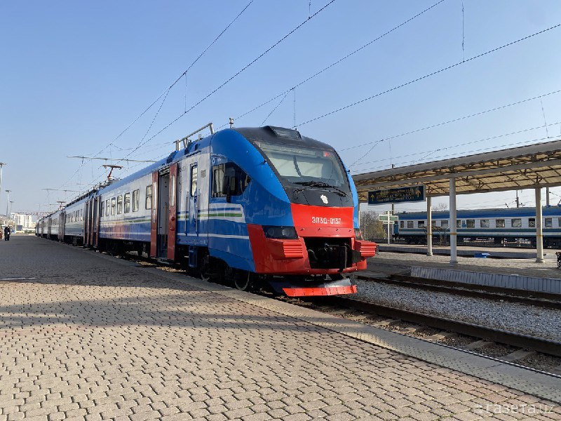 Поставка новых российских электропоездов в Узбекистан