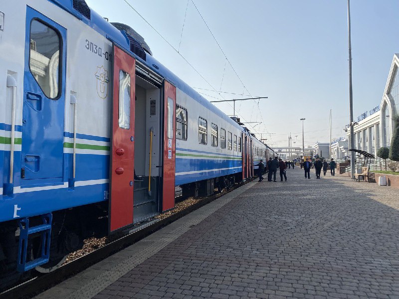 Поставка новых российских электропоездов в Узбекистан