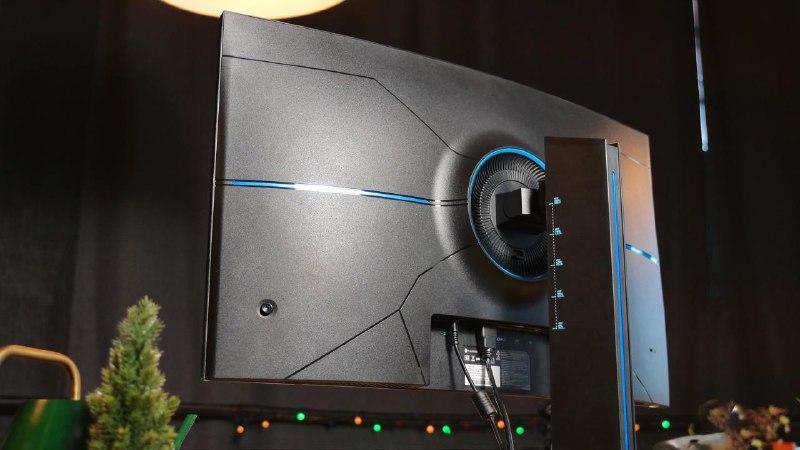 Начало в киберспорте с монитором Thunderobot DF27C240L