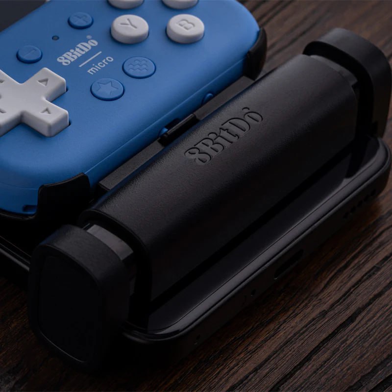 Новый аксессуар от 8BitDo для игрового процесса на смартфоне