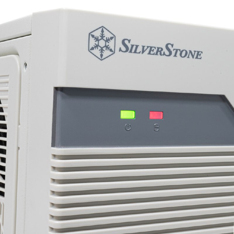 Ретро-корпус SilverStone FLP01: возвращение к классике