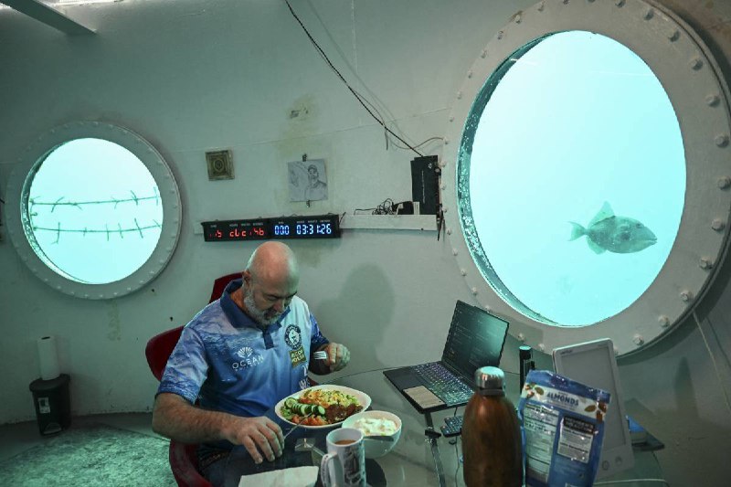 Инженер установил новый рекорд, проведя 120 дней под водой