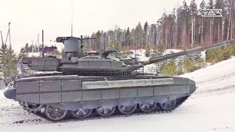 Обновлённый танк Т-90М с комплексом активной защиты «Арена-М»