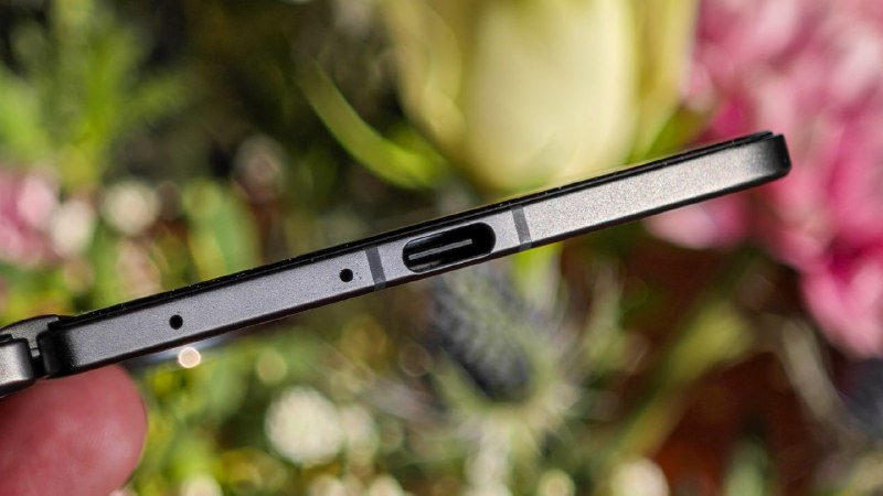 OPPO запускает ультратонкий складной смартфон Find N5