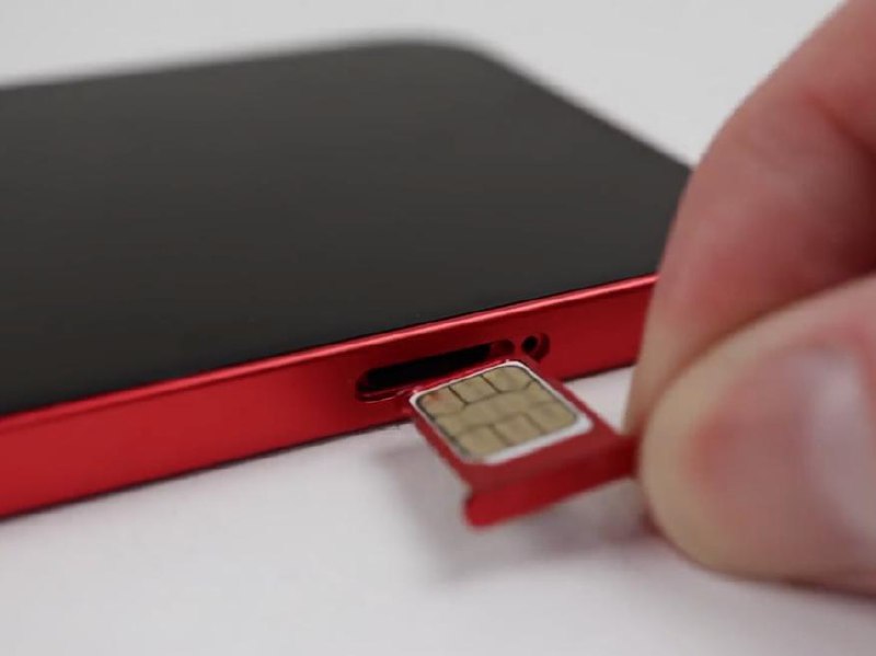 Тенденции в дизайне смартфонов: отказ от слотов для SIM-карт