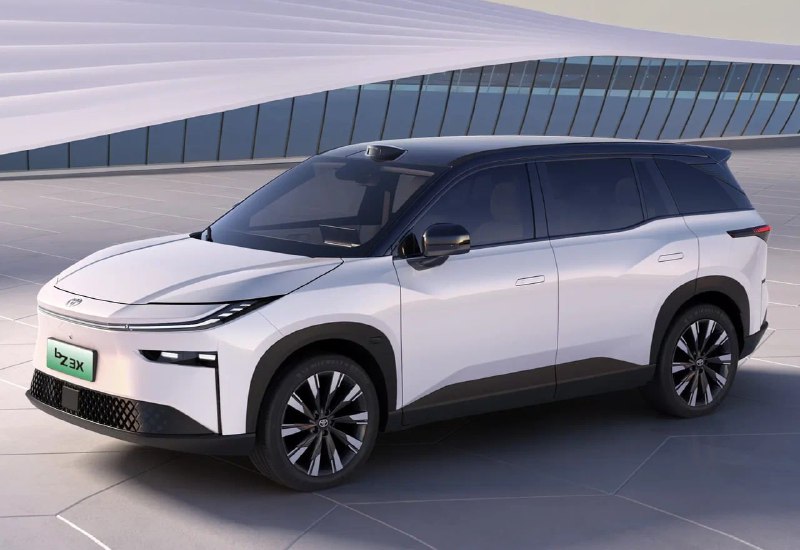 Новый бюджетный электрокроссовер от Toyota