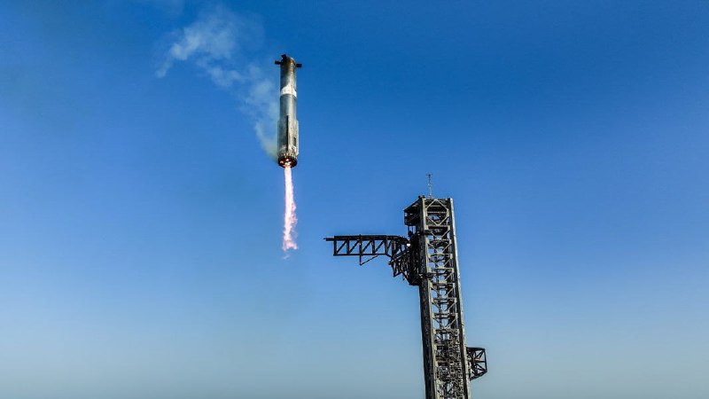 SpaceX представила новые кадры испытательного полета Starship
