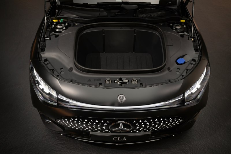 Дебют нового Mercedes-Benz CLA: Современные Технологии и Дизайн