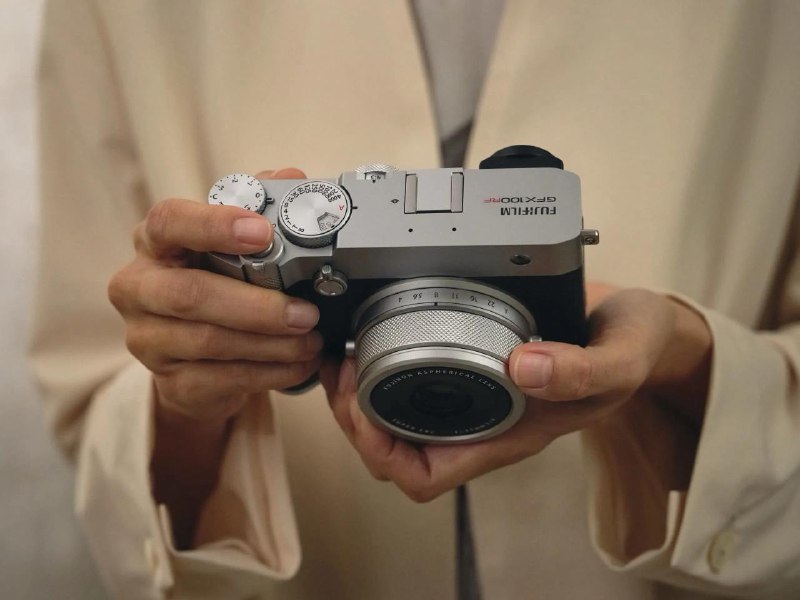 Компактный цифровой средний формат от Fujifilm: плюсы и минусы