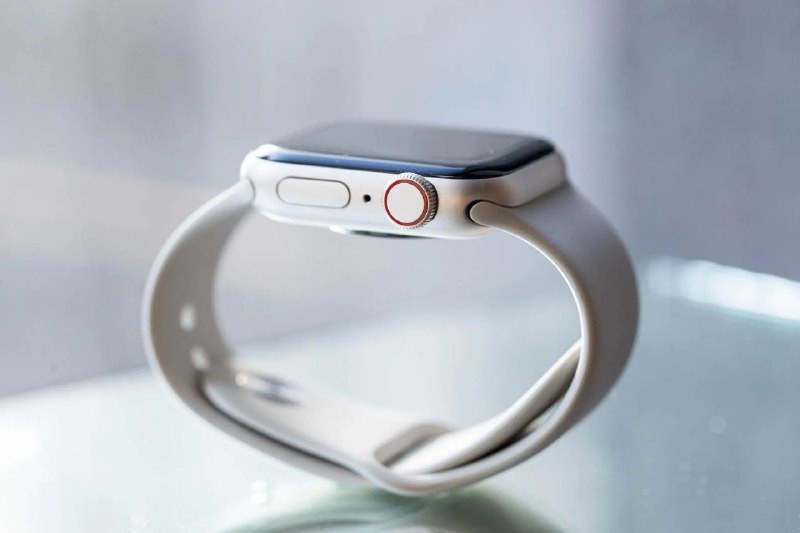 Проблемы с разработкой пластиковых Apple Watch SE