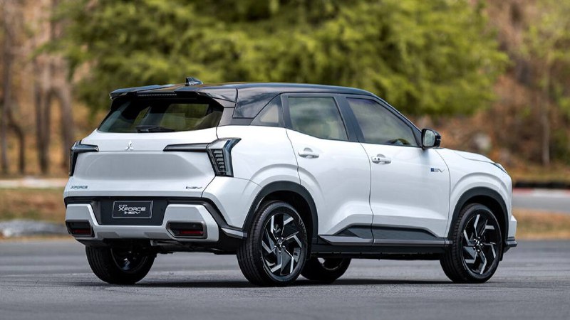 Mitsubishi представила новый гибридный кроссовер X-Force