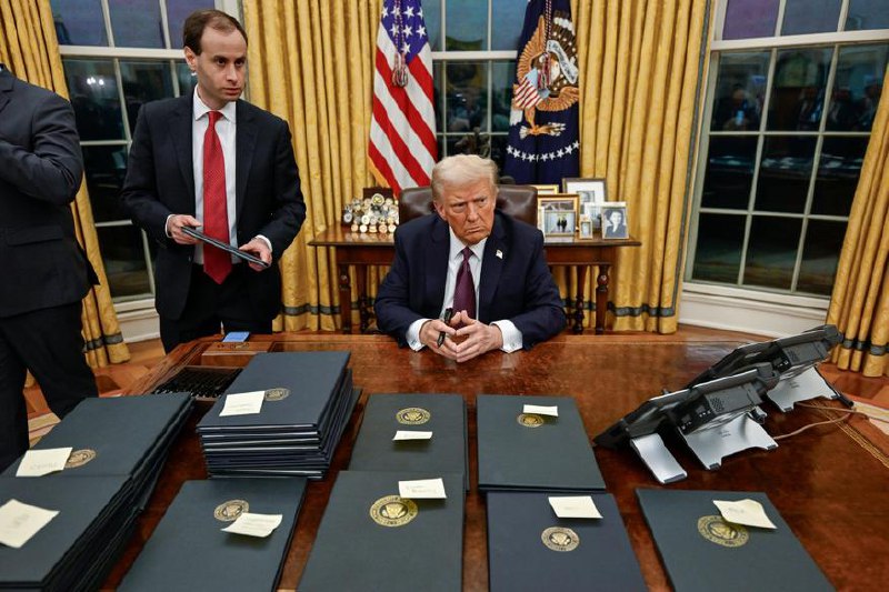 Трамп объявляет о временной приостановке тарифов для большинства стран