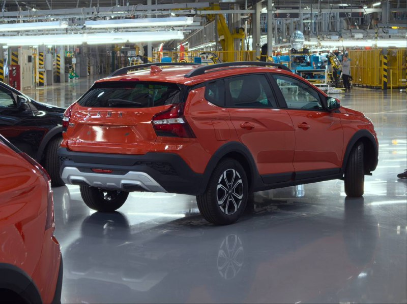 АВТОВАЗ запускает новую модель LADA Iskra для расширения своего ассортимента