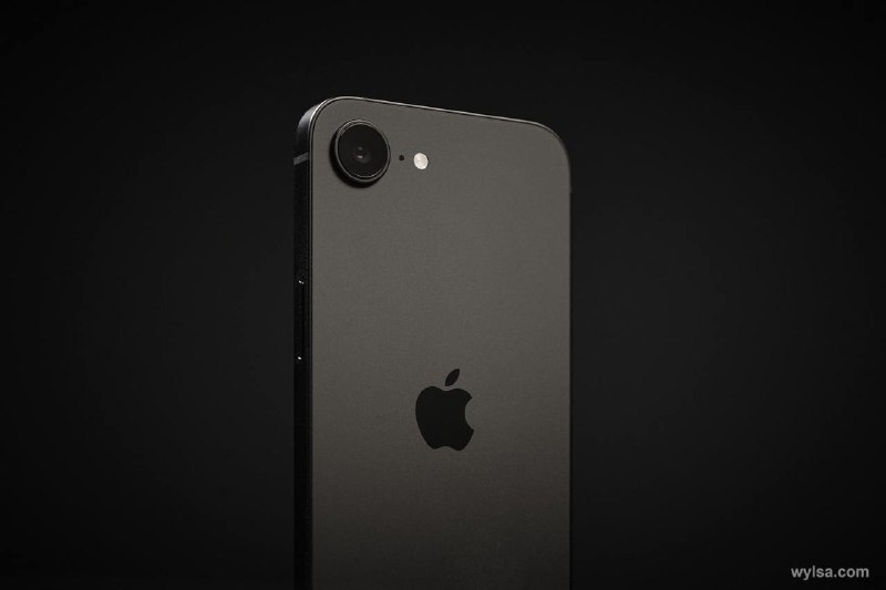 Официальные ритейлеры снижают цены на iPhone благодаря укреплению рубля