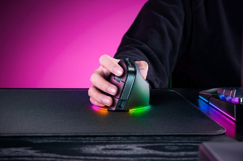 Razer представила вертикальную мышь Pro Click V2: комфорт и функциональность