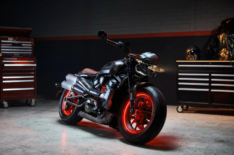 Специальный мотоцикл и экипировка для фанатов Doom и Harley-Davidson на событии в Сиднее