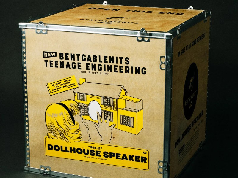 Teenage Engineering создала миниатюрные музыкальные шкатулки из винтажных домиков
