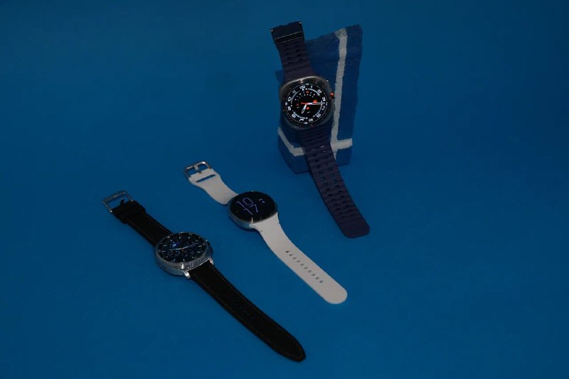 Samsung представила новые умные часы Galaxy Watch с вращающимся безелем и расширенными возможностями